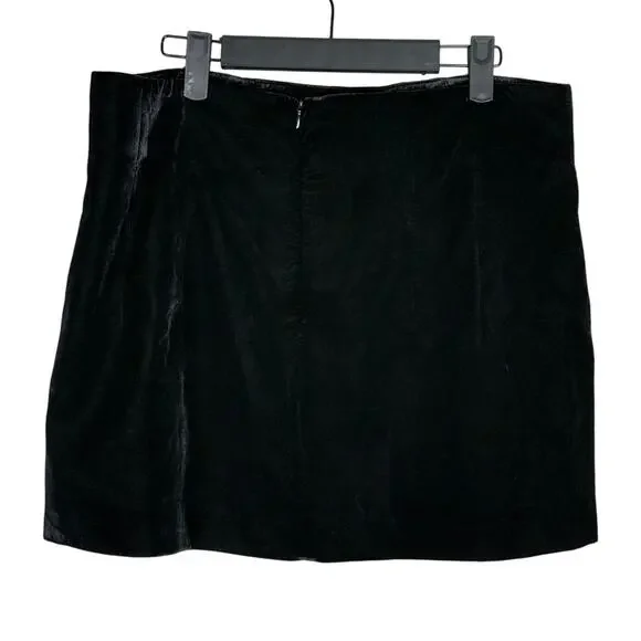 NWT Zara Soft Velvet Velour Straight Mini Skirt Zip Up Closure L Black #3823 - Picture 14 of 15